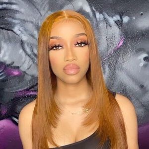 Meet your Posher, Chanel